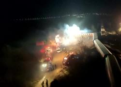 Incidente ferroviario in Grecia, vagoni in fiamme. Soccorritore: "Mai visto niente di simile" - VIDEO