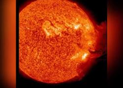 Tempesta geomagnetica in corso, fenomeno di intensità G3 presente fino a 7 novembre: possibili effetti su reti elettriche e Gps – VIDEO