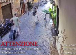  Chiara Jaconis, il VIDEO della tragedia: la 30enne morta dopo esser stata colpita da una statuetta caduta dal balcone a Napoli