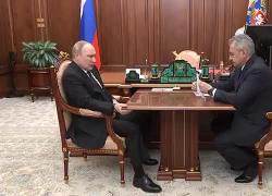 Putin malato? Il video con il ministro Shoigu scatena i sospetti 