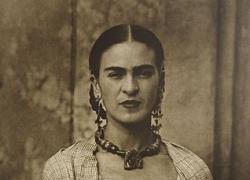Frida Kahlo, l'universo intimo di  "casa Azul" in un tour virtuale