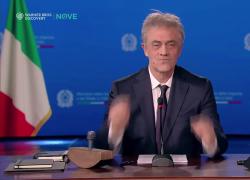 Fratelli di Crozza, Urso tra PNRR, multe europee e successi elettorali