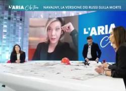 L'aria che tira, scontro tra Parenzo e giornalista russa Nadana Fridrikhson: "Non mi chiami collega", lei: "Fate propaganda" - VIDEO