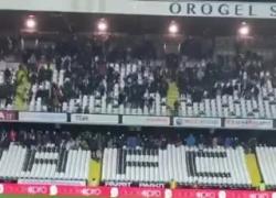 Cesena, il padre di Shpendi tira un pugno al portiere avversario dopo invasione di campo - VIDEO