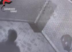 Casa del crack a Torino, donne disposte a tutto per una dose, condannata a due anni la trans 53enne che gestiva il giro - VIDEO