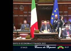 Def, Camera boccia scostamento di bilancio per 6 voti. La lettura dello scrutinio - VIDEO