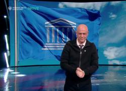 Fratelli di Crozza, Monologo sulla situazione dell’ex ILVA e il ministro Urso rimanda una decisione definitiva