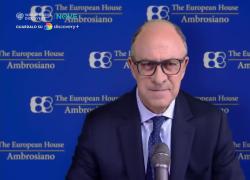 Fratelli di Crozza, Letta: "Se solo non avessi lasciati le pxxxe a Parigi, io e Fratoianni oggi saremmo Totti e la Blasi di dieci anni fa"