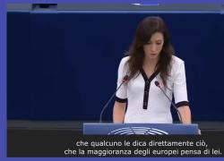 L'eurodeputata Ewa Zajaczkowska attacca Ursula von der Leyen: "Dovresti essere in prigione per i misfatti sui vaccini Covid, stai distruggendo l'Europa" - VIDEO