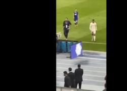 Ronaldo a rischio arresto in Arabia: si è toccato i genitali per protesta contro i tifosi di Messi - VIDEO. L'accusa: "Gesto osceno in luogo pubblico"