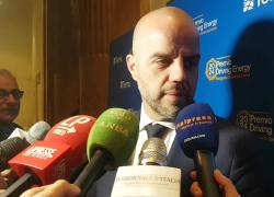 Premio Driving Energy 2024, il Presidente di Terna De Biasio: “Declina artisticamente il nostro impegno nella sostenibilità“