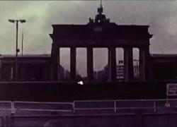 9 novembre 1989, crollo del muro di Berlino: il VIDEO del momento che segna il tramonto del comunismo sovietico