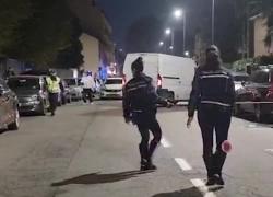 Milano, dodicenne travolto da un furgone in via Verro: ricoverato in condizioni gravissime al San Giovanni XXIII di Bergamo - VIDEO