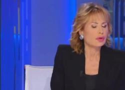 Caso Pozzolo, Bersani dalla Gruber: "Destre vedono armi come prolungamento della virilità, hanno problemi”, la conduttrice: "Era un pistolino…” - VIDEO