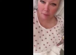 Jenna Jameson malata, l'ex pornostar è in ospedale: "Non riesco più a camminare". VIDEO