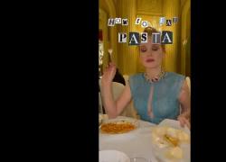 Jessica Chastain spiega come mangiare gli spaghetti: VIDEO Instagram