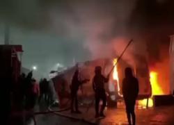 Raid aereo israeliano a Gaza, 10 morti tra cui 5 giornalisti, la piccola Sila di 3 mesi uccisa dal freddo a Natale - VIDEO