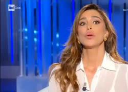 Belén Rodriguez: "20 giorni in clinica per depressione, pesavo 49kg, scoperte oltre 12 amanti di Stefano" - VIDEO
