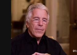 Epstein files, nuovo VIDEO inedito, Bannon: "Hai le caratteristiche del diavolo, pensi di esserlo?", finanziere: "No, mi fa paura"