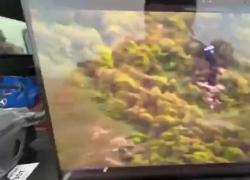 Morte Raisi, i resti dell'elicottero Bell 212 Usa, caduto vicino al villaggio iraniano di Khoilar-Kalam - VIDEO
