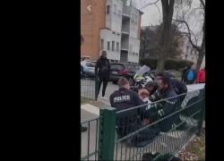 Attentato terroristico a Mulhouse in Francia, algerino 37enne clandestino al grido di "Allah Akbar" accoltella i passanti, un morto e molteplici feriti - VIDEO