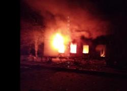 Russia, attacco ucraino sulla città di Kursk, colpito edificio residenziale, 3 morti e 7 feriti, abbattuti 86 droni di Kiev, 2 diretti su Mosca - VIDEO