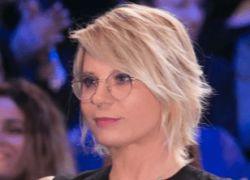 Chi è uscito da Amici ieri sera, eliminato e 5 finalisti: colpo di scena nella semifinale