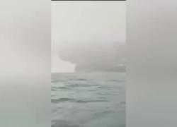 Mare del Nord, collisione tra petroliera militare Usa ed un cargo al largo di Hull, a fuoco entrambe, 32 feriti - VIDEO