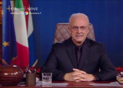 Fratelli di Crozza, De Luca contro il DDL Zan: "Ma tu… alle scuole elementari non devi spiegargli cos’è l’omotransfobia…"