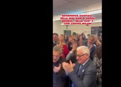 Referendum giustizia 2026, a Napoli magistrati esultano per vittoria del NO con "Bella Ciao" e "Chi non salta Meloni &egrave;" - VIDEO