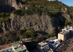 Terremoto ai Campi Flegrei, sciame in corso da due giorni, oltre 120 eventi sismici in meno di 24 ore: paura a Pozzuoli e Napoli - VIDEO