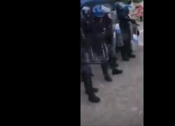 Raduno Peschiera del Garda 2022, il VIDEO degli scontri tra polizia e "maranza"