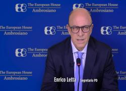 Crozza imita Letta: "Nessuna alleanza con Calenda o M5s perch&egrave; non ho il coraggio n&egrave; la forza" - VIDEO