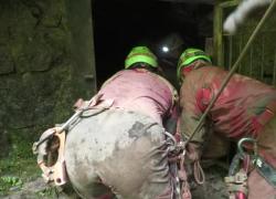 Ottavia Piana, il video del salvataggio della speleologa intrappolata nella grotta Bueno Fonteno nel 2023