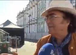 Gaffe di Al Bano dopo concerto a San Pietroburgo: "Per la tv italiana la Russia è piena di bombe, tu le vedi?", ma la guerra è in Ucraina - VIDEO