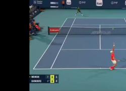 Mensik campione a Miami, il 19enne ceco batte Djokovic 7-6 7-6 e conquista primo titolo ATP in carriera, per il serbo sfuma la vittoria del 100° - VIDEO