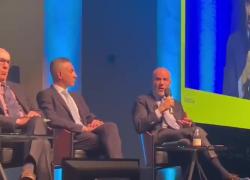Descalzi (Eni): "Negli ultimi anni c'è stata un'egemonia ideologica sulle rinnovabili senza guardare che la domanda è ancora fossile"