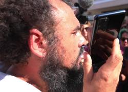 Lampedusa, questore Agrigento Ricifari: "Cchiù pilu pe' tutti!", e urla ai manifestanti anti-migranti - VIDEO