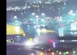 Incidente tra aereo e camion dei vigili del fuoco all'aeroporto di New York, il VIDEO dell'impatto tra il velivolo e il mezzo 