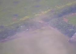 Controffensiva Ucraina, il primo tank Leopard 2 distrutto dai russi a Zaporizhzhia - VIDEO