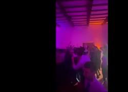 Matrimonio Pistoia, il VIDEO del crollo del solaio durante la festa nell'ex convento di Giaccherino: 39 feriti