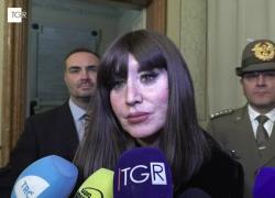 Corso di filosofia per i militari all'università di Bologna, ministro Bernini: "Si farà", l'ateneo si giustifica: "Mai negato nulla" - VIDEO