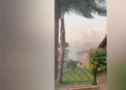 Incendio Aranova e Torrimpietra, il fuoco arriva vicino alle case. VIDEO