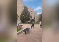 Boulder (Usa), arrestato egiziano 45enne Mohamed Sabry Soliman dopo attentato a corteo pro-Israele, 8 ustionati da molotov e lanciafiamme – VIDEO