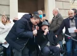 Vaccino Covid, Montagnier a Milano: "Non protegge e può favorire HIV". VIDEO 