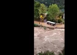 Maltempo Liguria, a Savona esonda torrente. Situazione fuori controllo: IL VIDEO