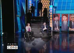 Fuori dal Coro, la 27enne Assuntina in sedia a rotelle per reazioni avverse dopo il vaccino Covid: "Per lo Stato sono invisibile" - VIDEO