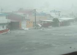 Caraibi, l'uragano Beryl sale a categoria 5, venti a 260 km/h, la Giamaica: "Potenzialmente catastrofico", allerta anche in Messico - VIDEO
