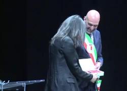 Gaza, consegnate chiavi della città di Bari a Francesca Albanese: "Quando i palestinesi saranno liberi, le donerò a loro" - VIDEO