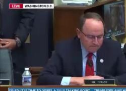 Usa, "Biden sotto inchiesta per presunti finanziamenti da Kiev", la frase choc di Asher Wray, direttore dell'FBI - VIDEO